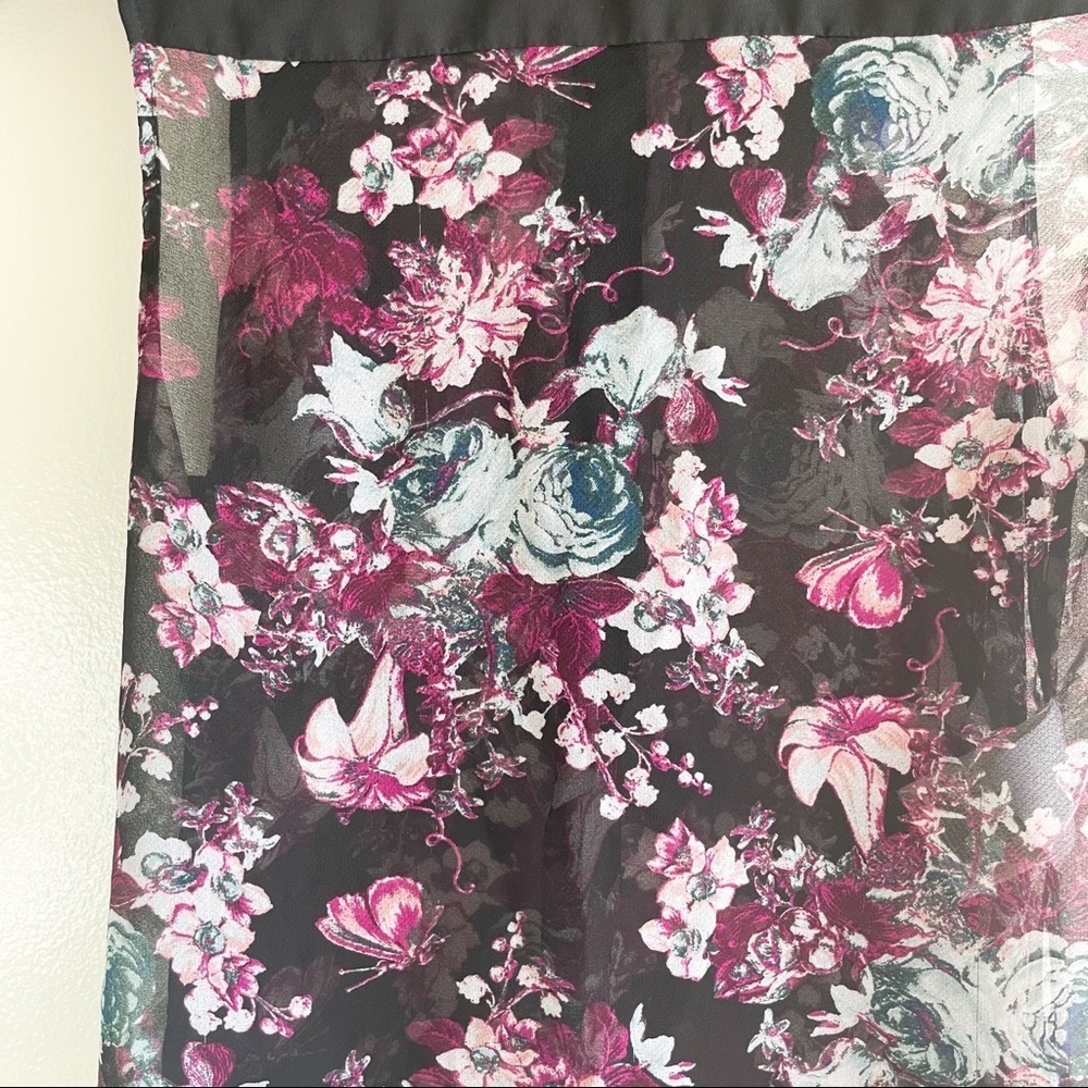 Bcbgeneration plum floral half button up top XS - Picture 8 of 11